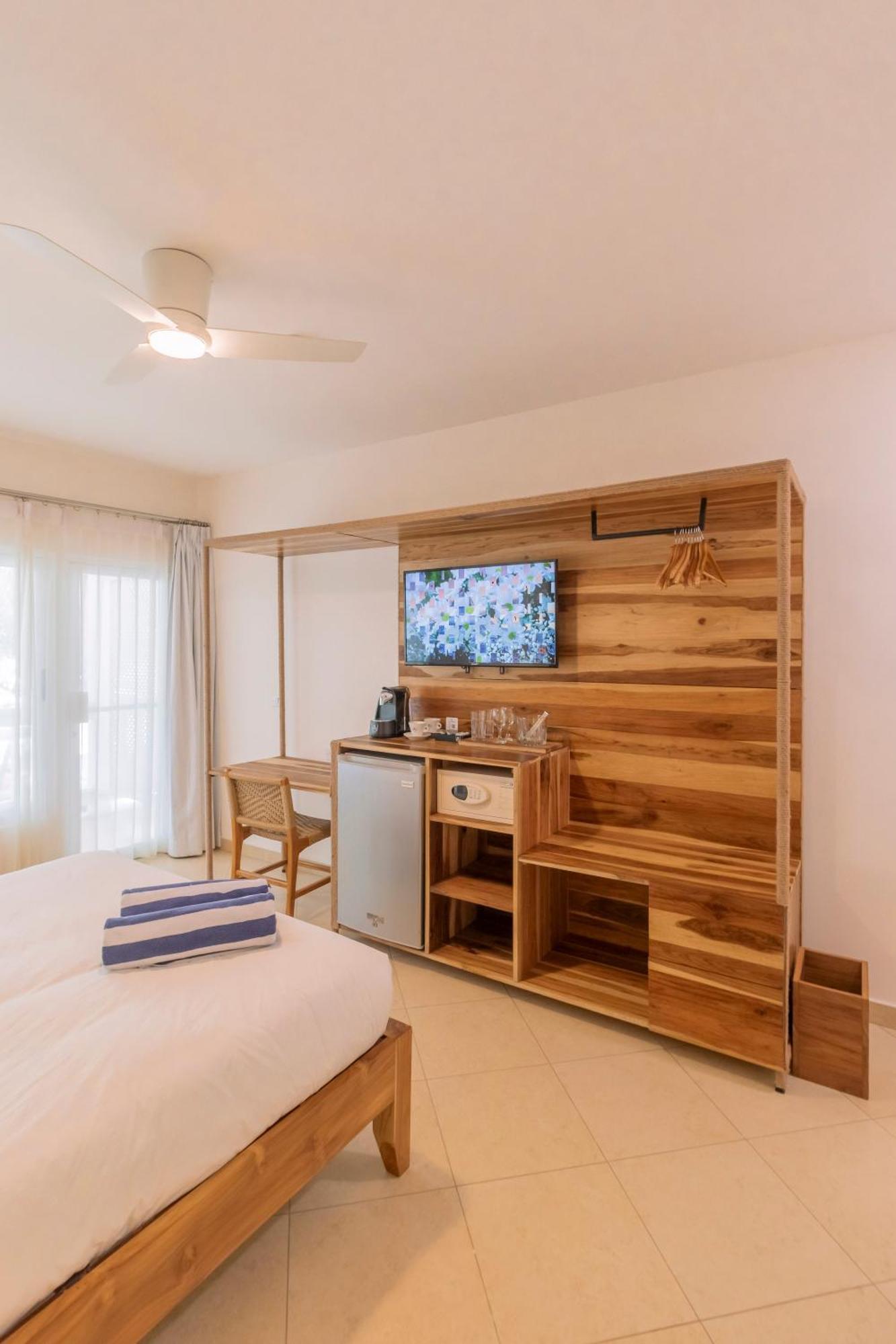 Hotel Santa Teresa By The Beach Playa Santa Teresa  ภายนอก รูปภาพ