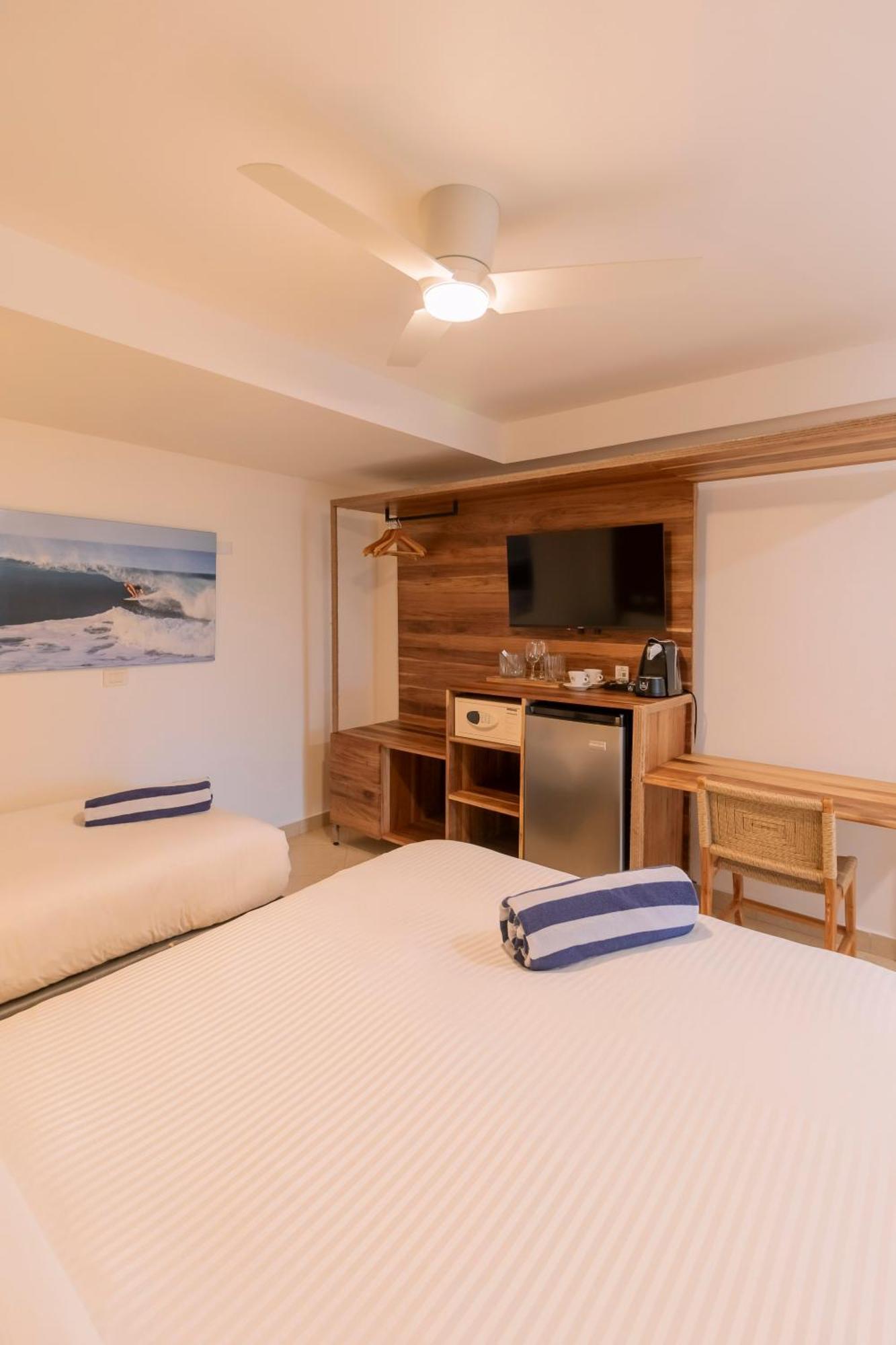 Hotel Santa Teresa By The Beach Playa Santa Teresa  ภายนอก รูปภาพ