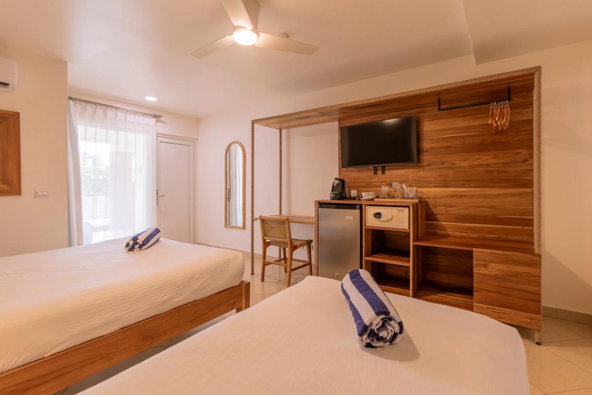Hotel Santa Teresa By The Beach Playa Santa Teresa  ภายนอก รูปภาพ